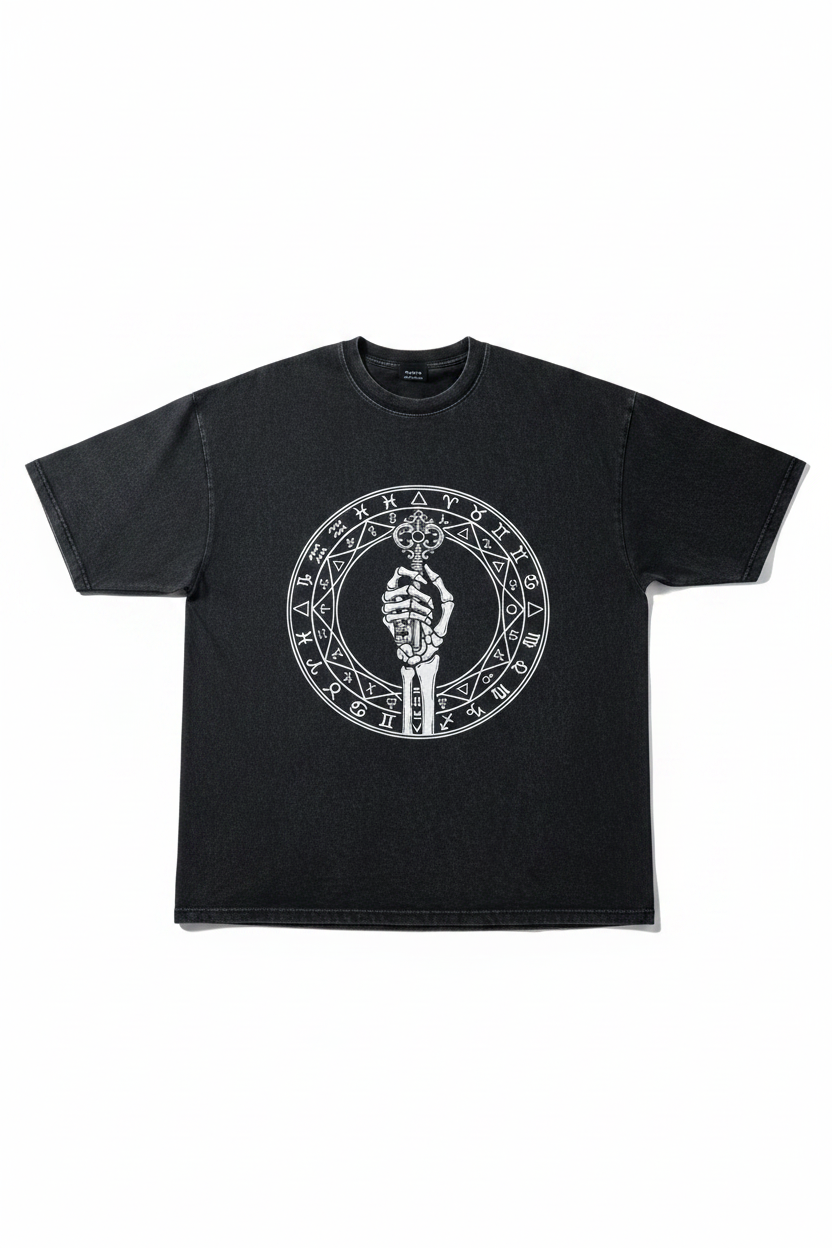 ♡*♡様 main story oversized tee 2y The Key Oversized Tee | Gothic Washed Black Tee – Mysterious